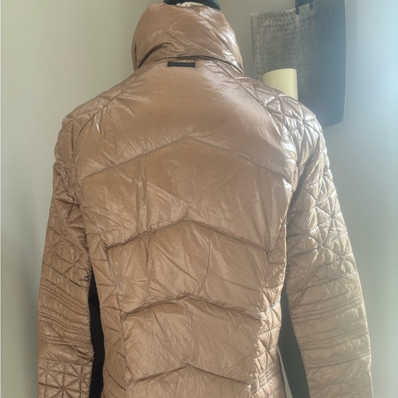 Only 1 left! Blanc Noir Lightweight Puffer - Picture 7 of 8